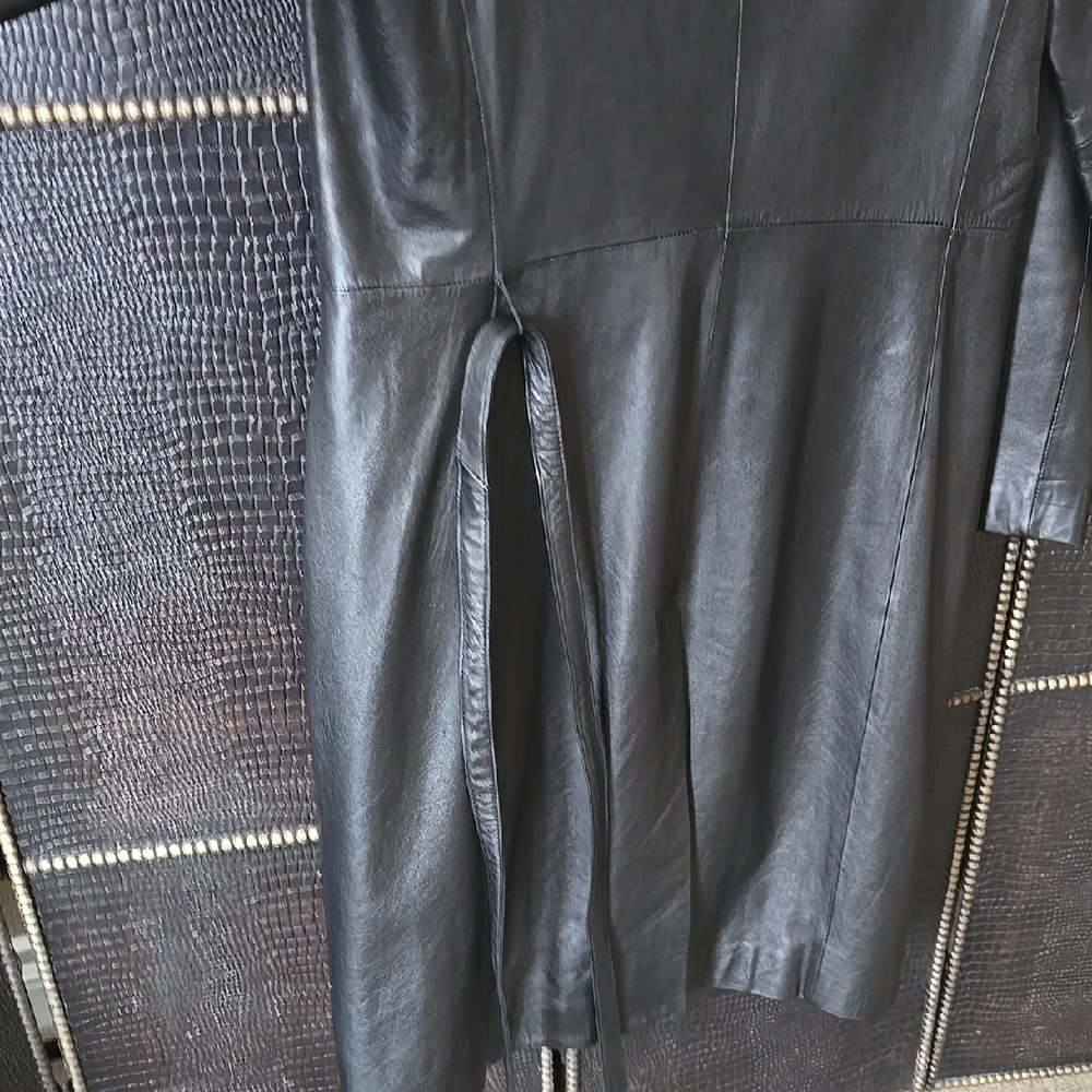 Kenneth Cole Black Trench Coat Timeless Elegance - Picture 11 of 16
